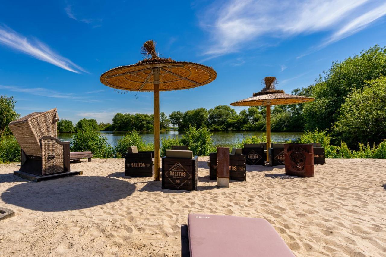 Hotel Nordstern Neuharlingersiel Bagian luar foto