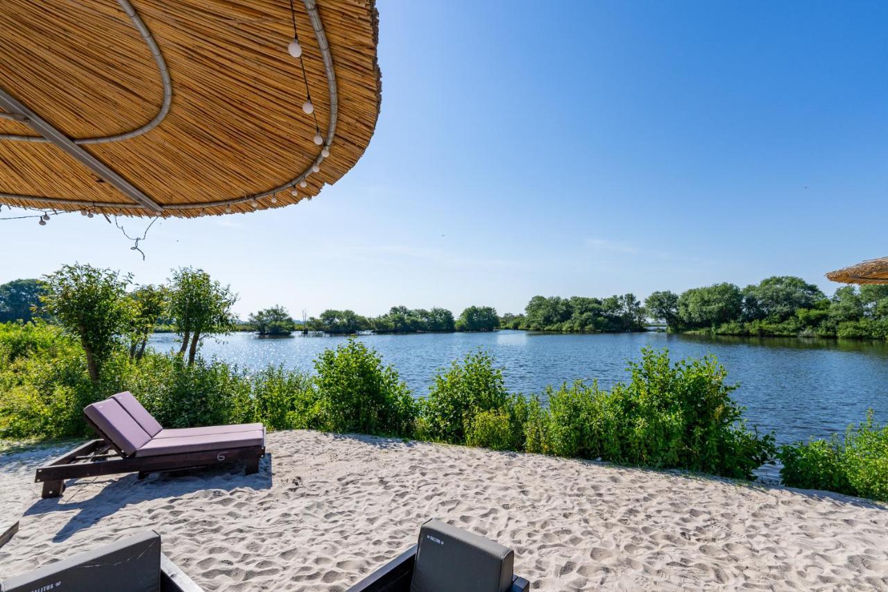 Hotel Nordstern Neuharlingersiel Bagian luar foto