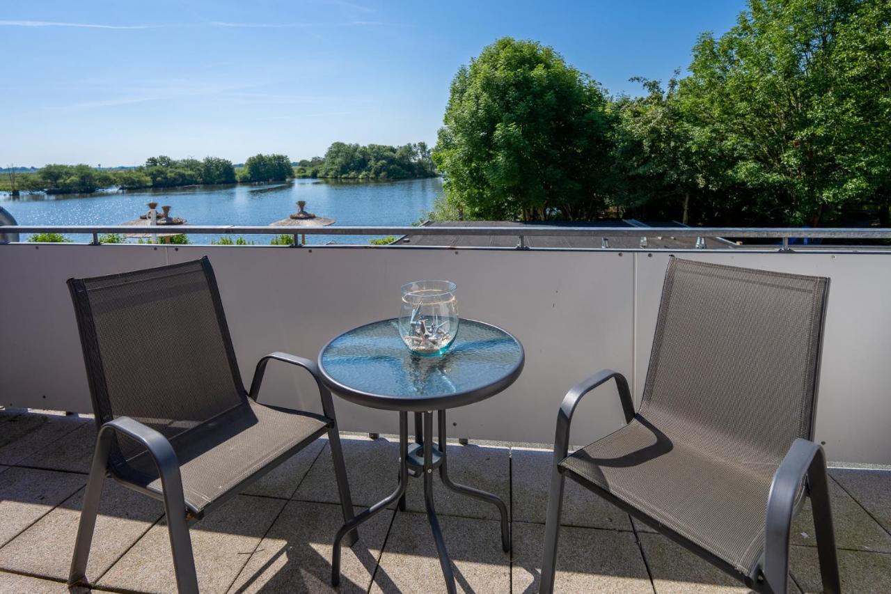 Hotel Nordstern Neuharlingersiel Bagian luar foto