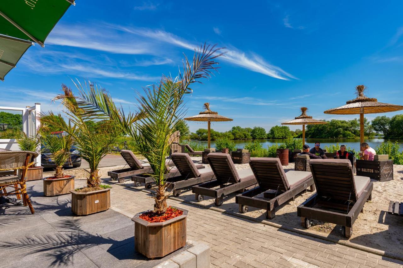 Hotel Nordstern Neuharlingersiel Bagian luar foto