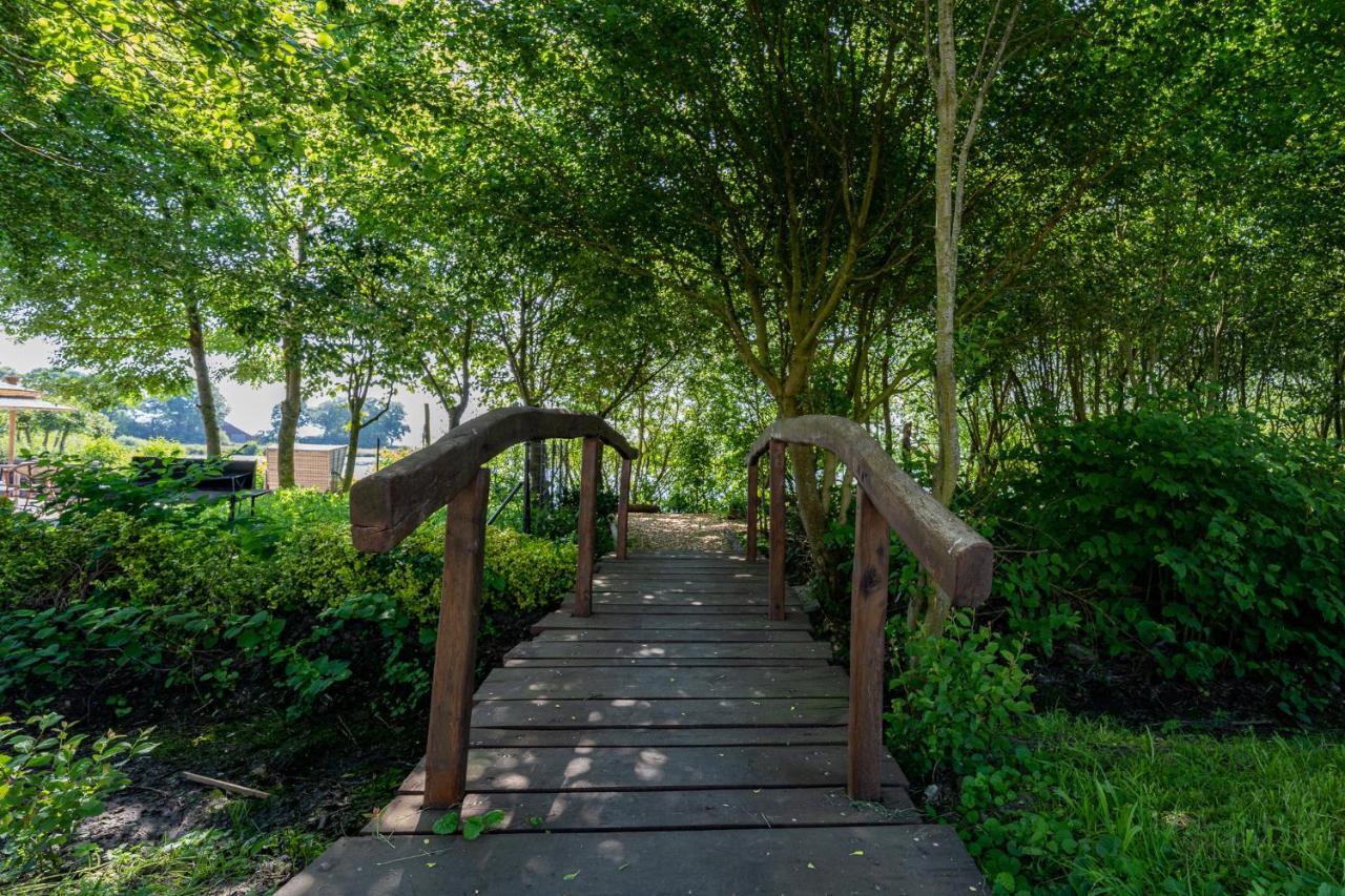Hotel Nordstern Neuharlingersiel Bagian luar foto