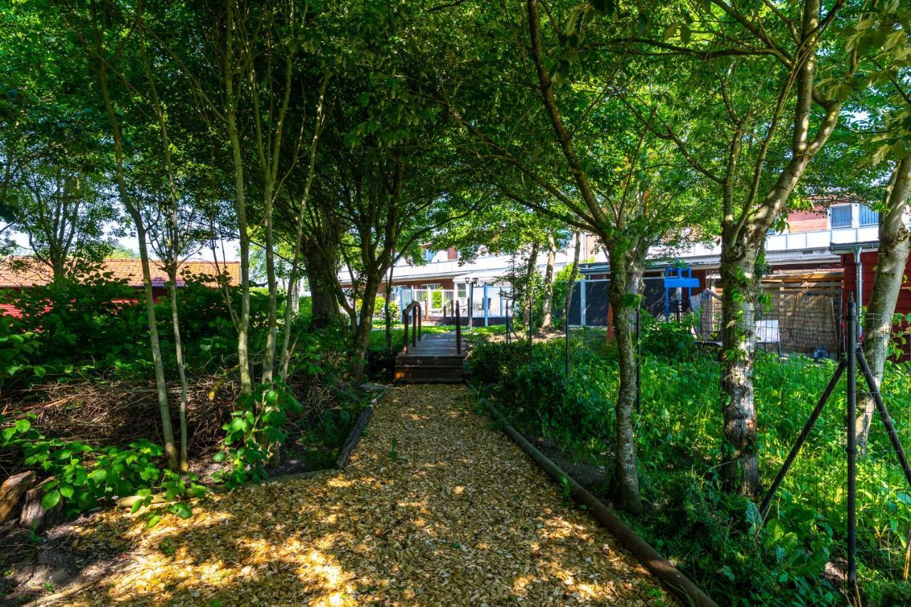 Hotel Nordstern Neuharlingersiel Bagian luar foto