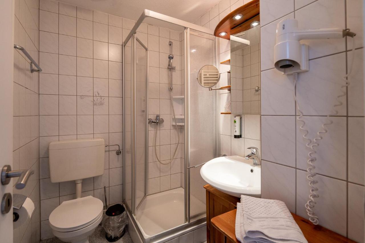 Hotel Nordstern Neuharlingersiel Bagian luar foto